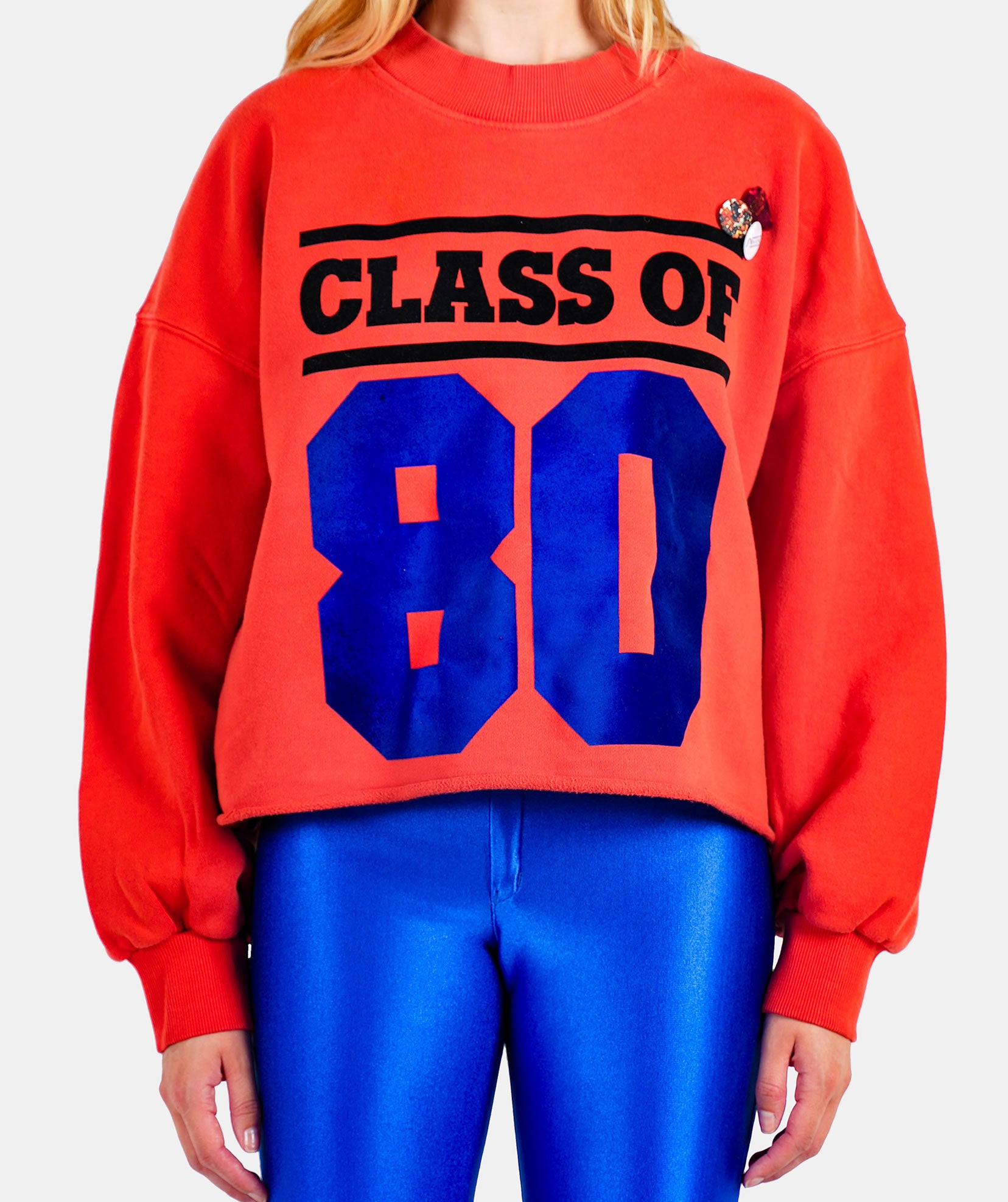 "CLASS" crop sweatshirt in blood red