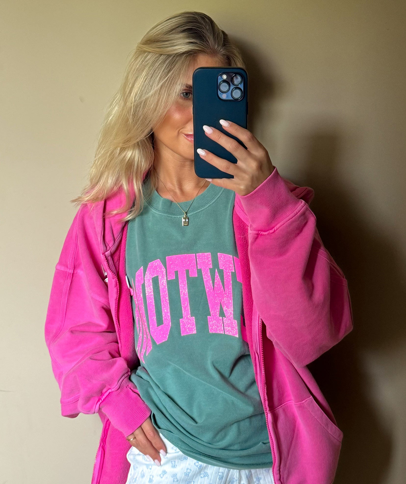 "TONE" trucker glass T-shirt