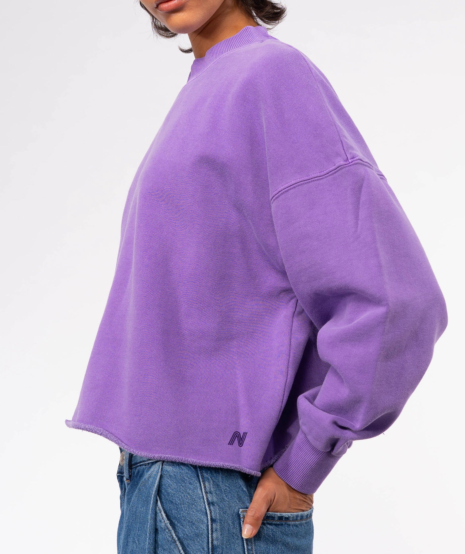 Purple "DAILY" crop sweatshirt