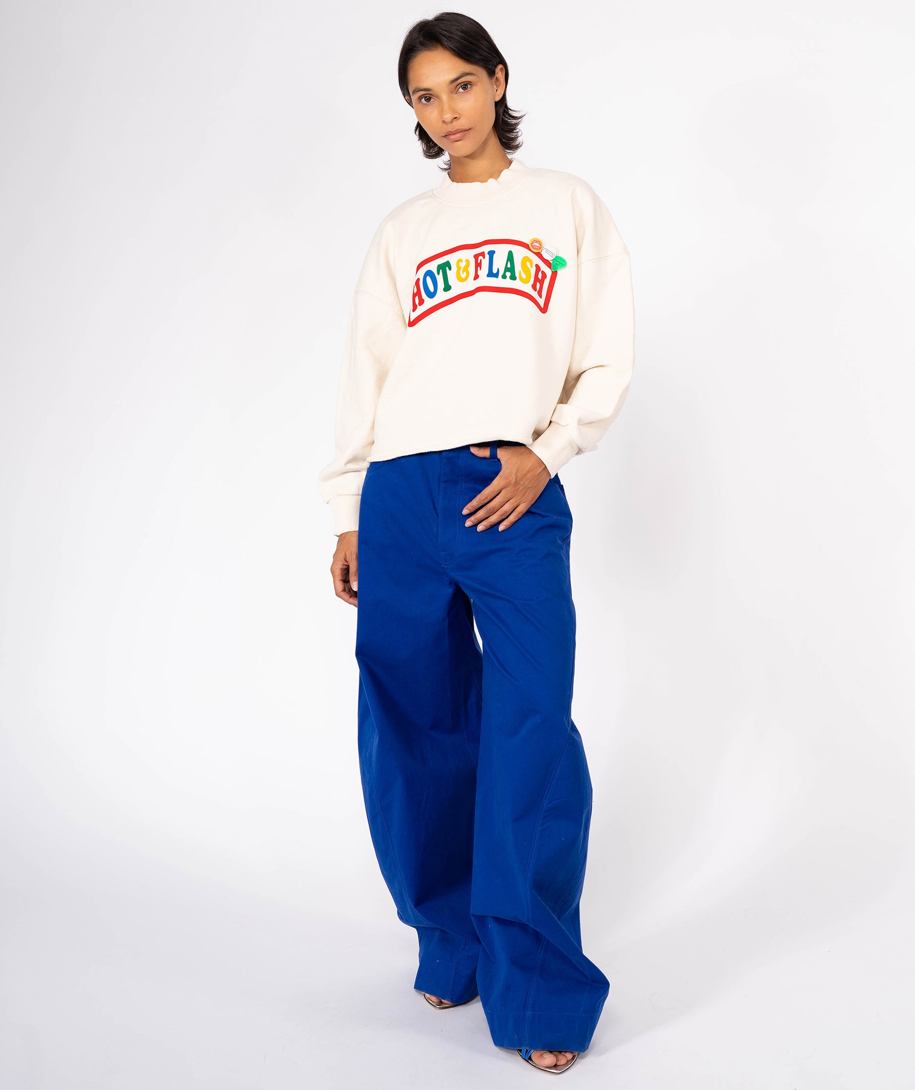 Natural "HOT" crop sweatshirt