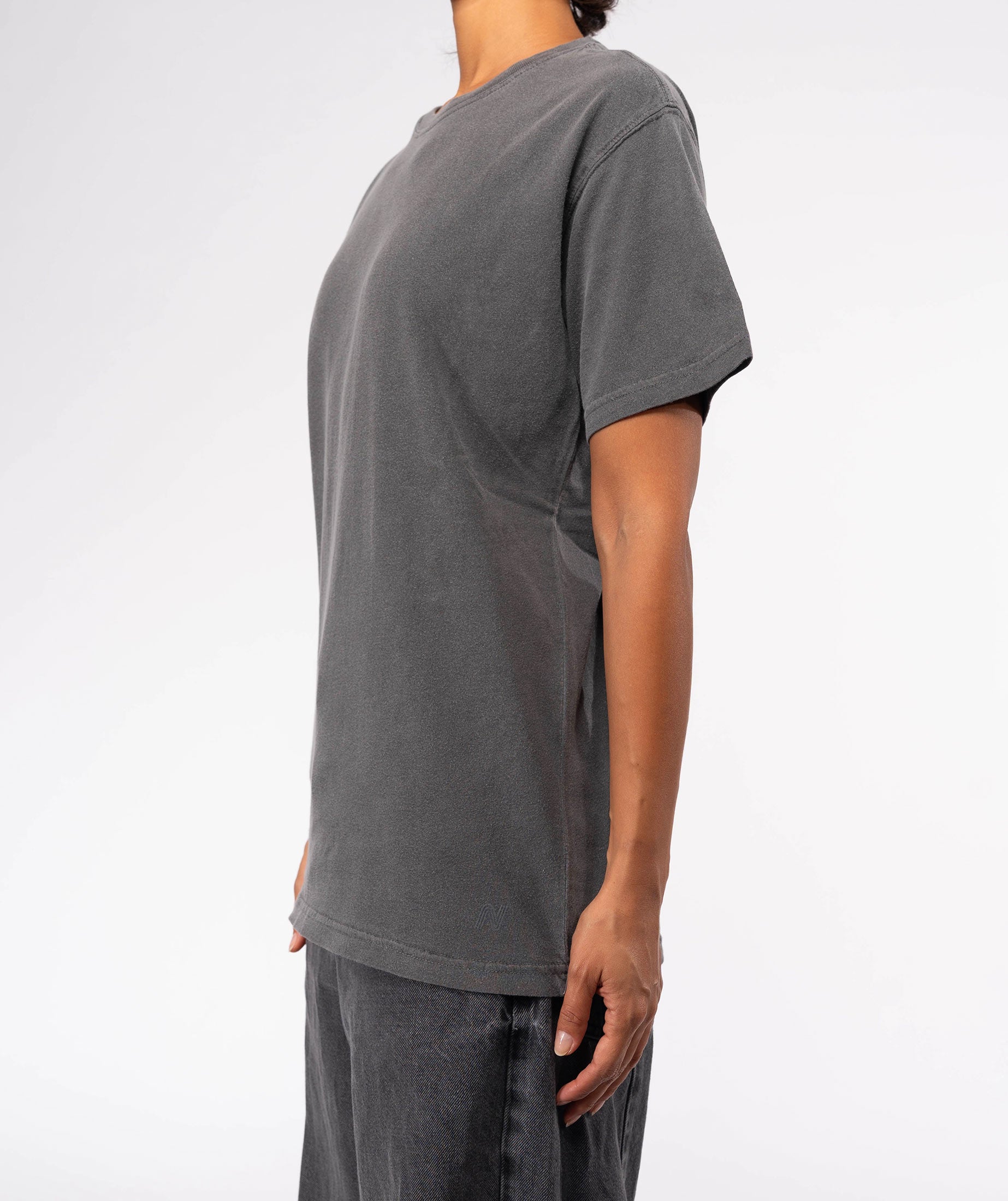 DAILY" pepper trucker tee shirt