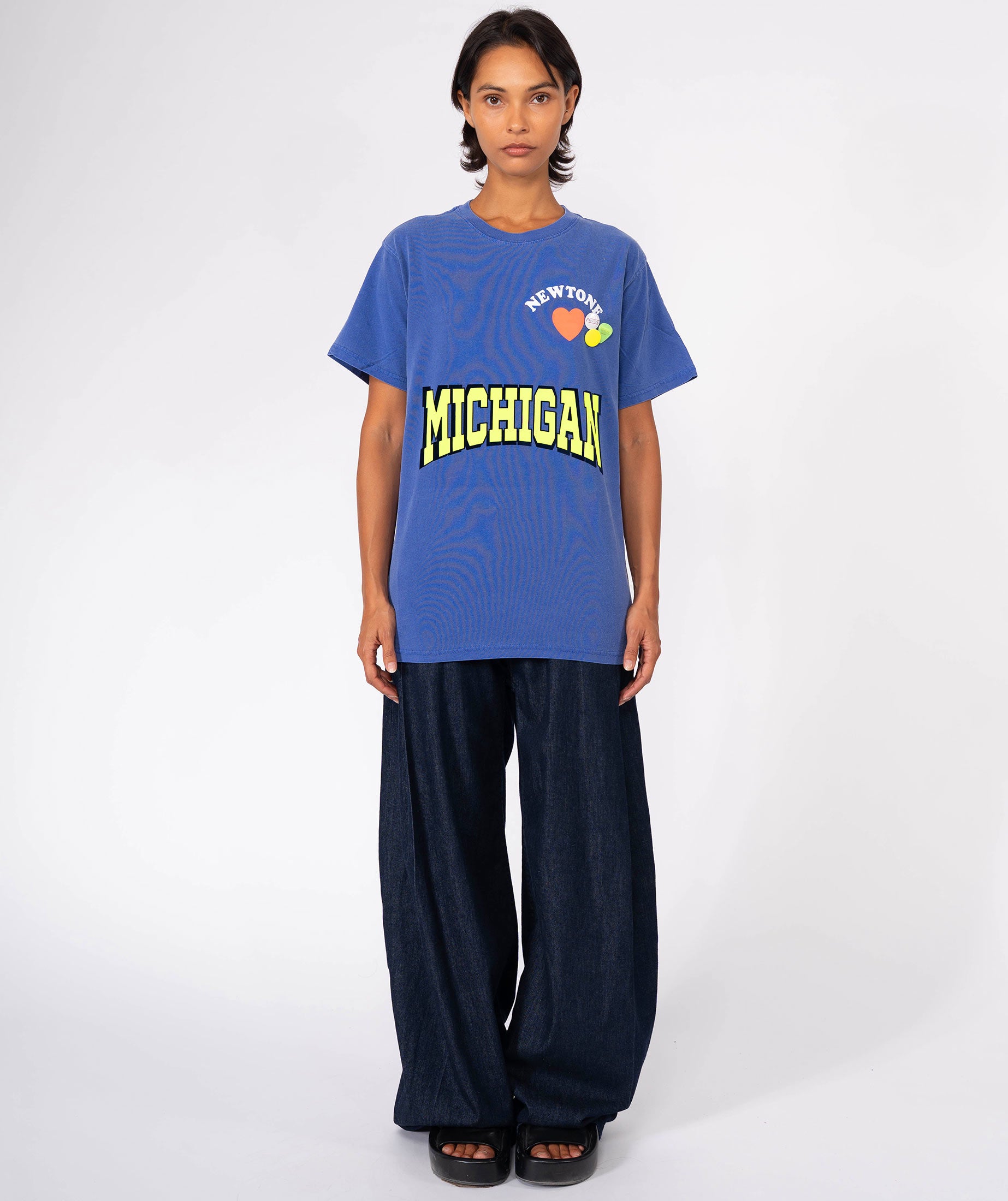 Floblue "NWTLOVE" trucker tee shirt