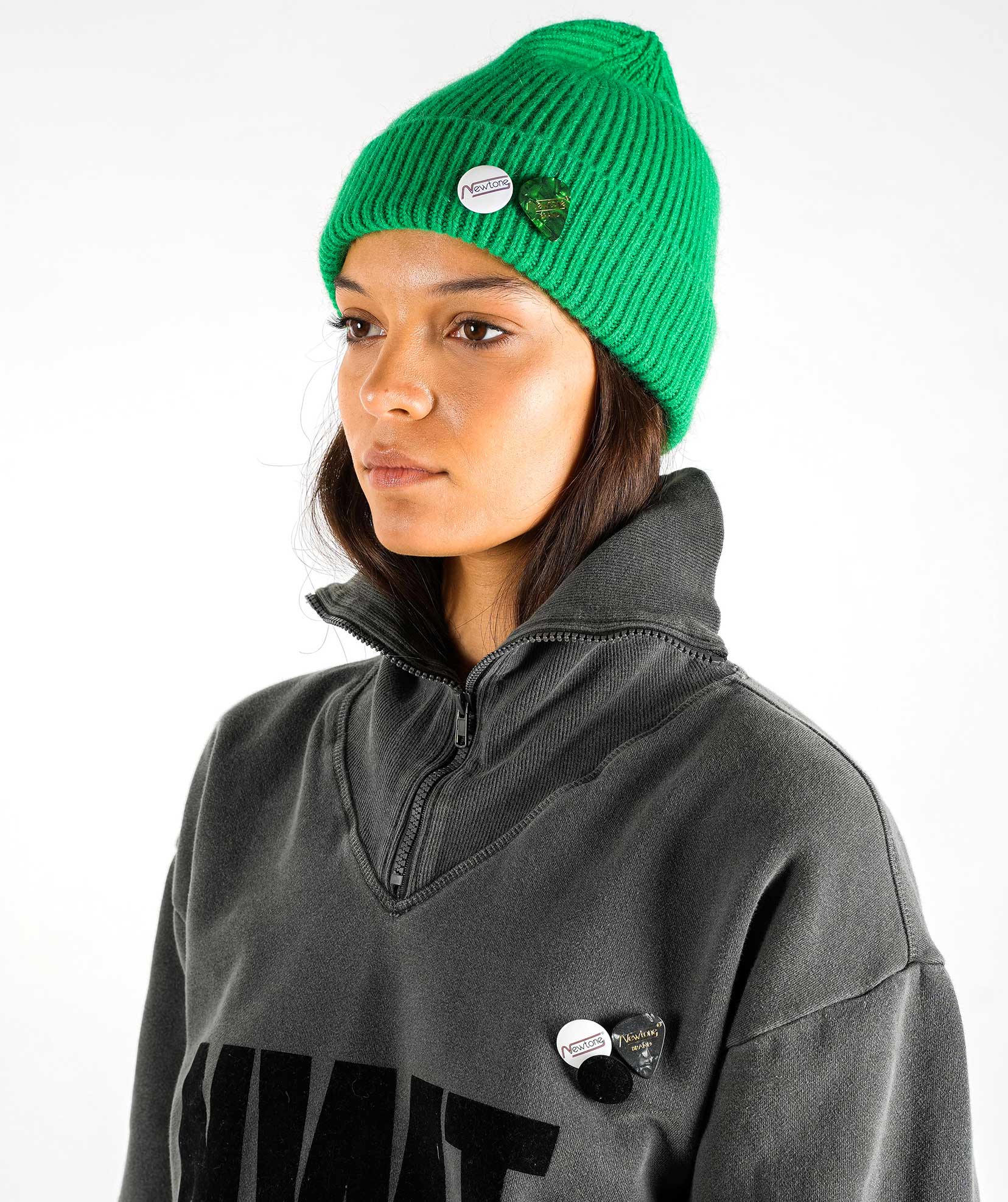 Beanie hayer grass "BLEED"