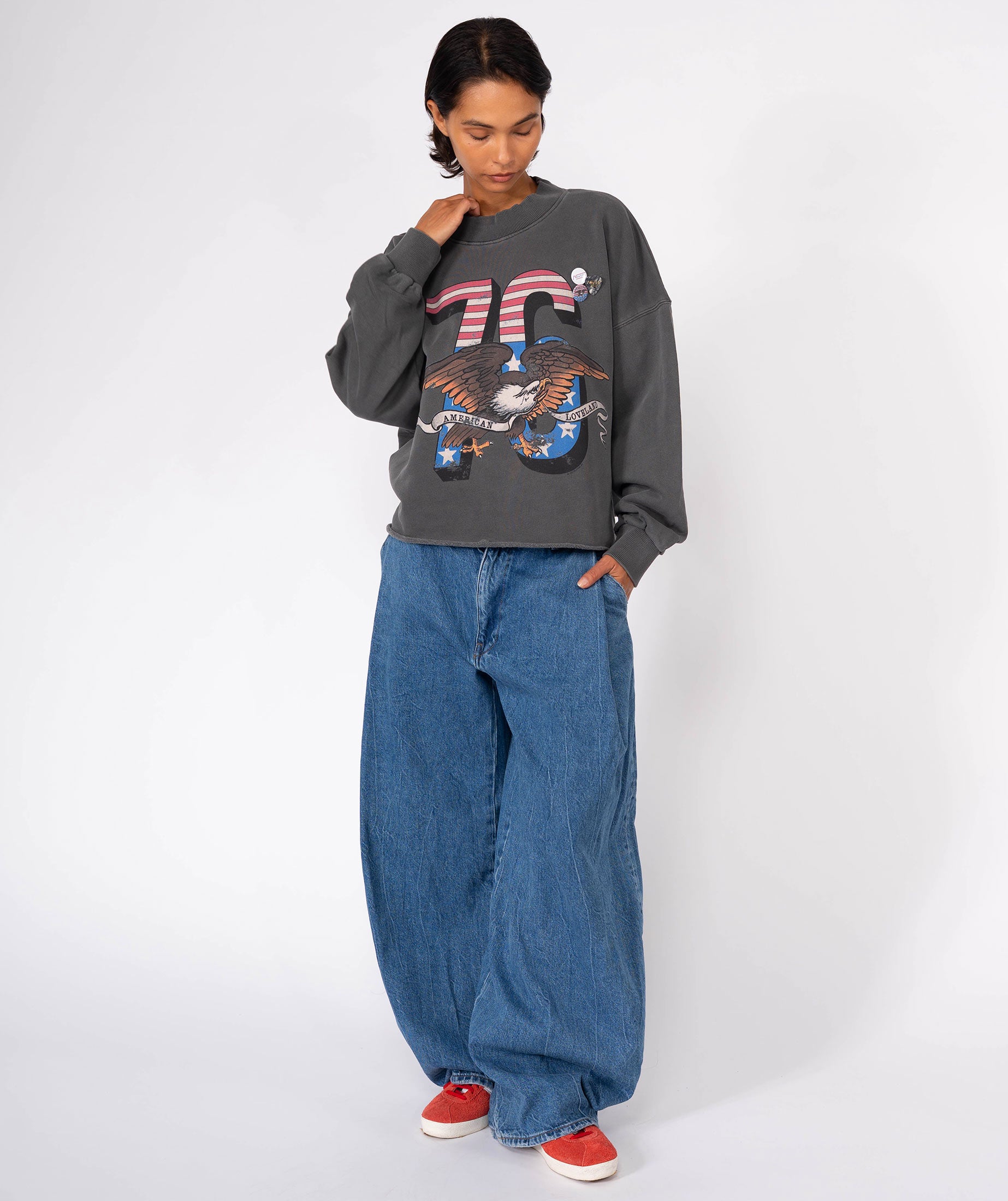 Sweatshirt crop porter pepper "LOVELAND"