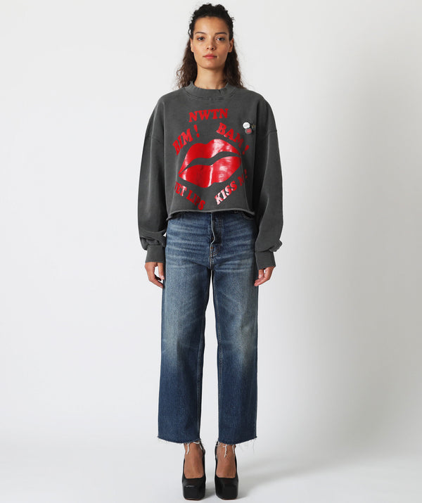 Pepper “WET LIPS” crop porter sweatshirt