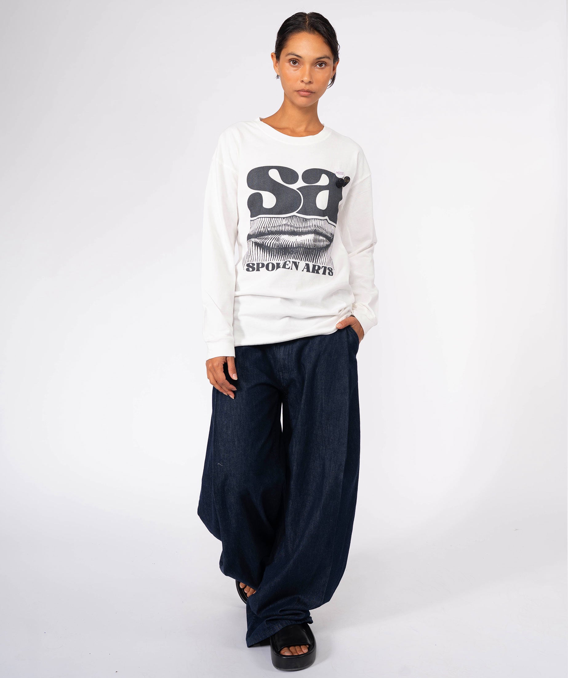 SPOKEN" hunter dirty white tee shirt