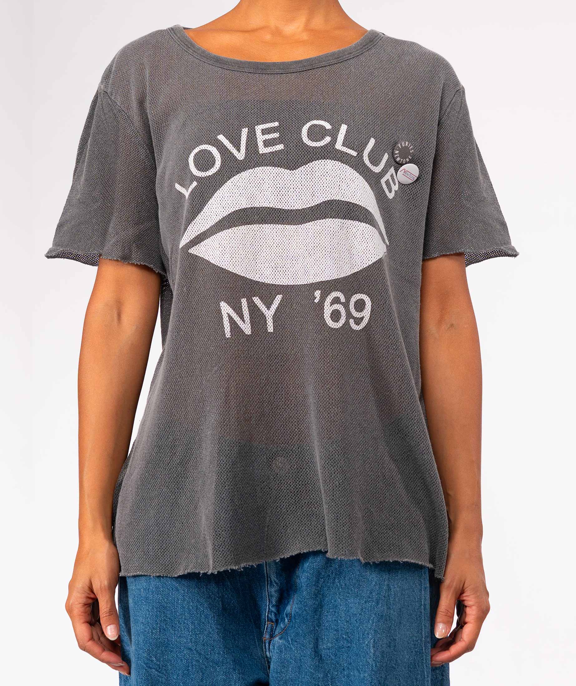 Thelma Pepper "LOVE CLUB" T-shirt