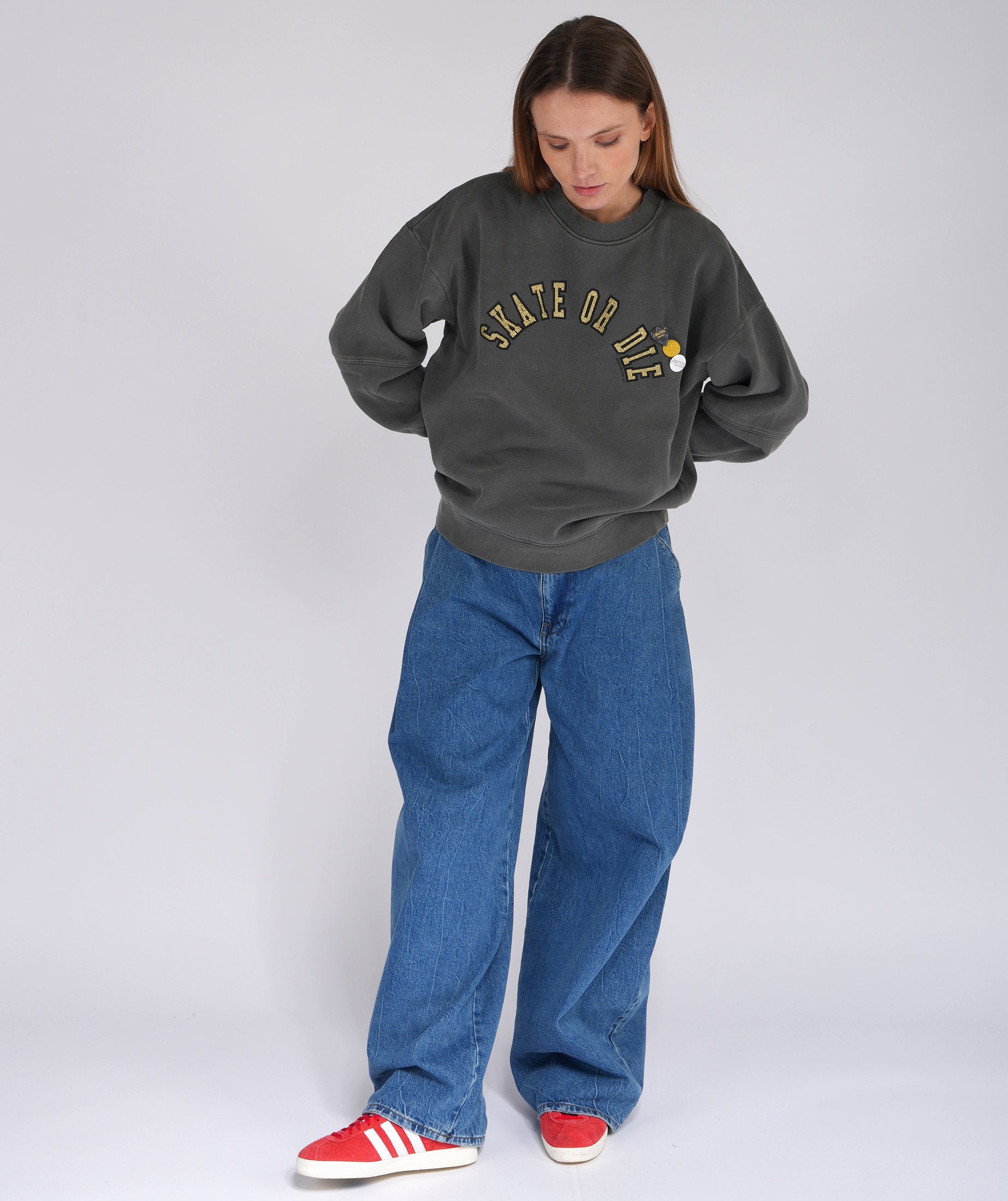 DIE" roller pepper sweatshirt