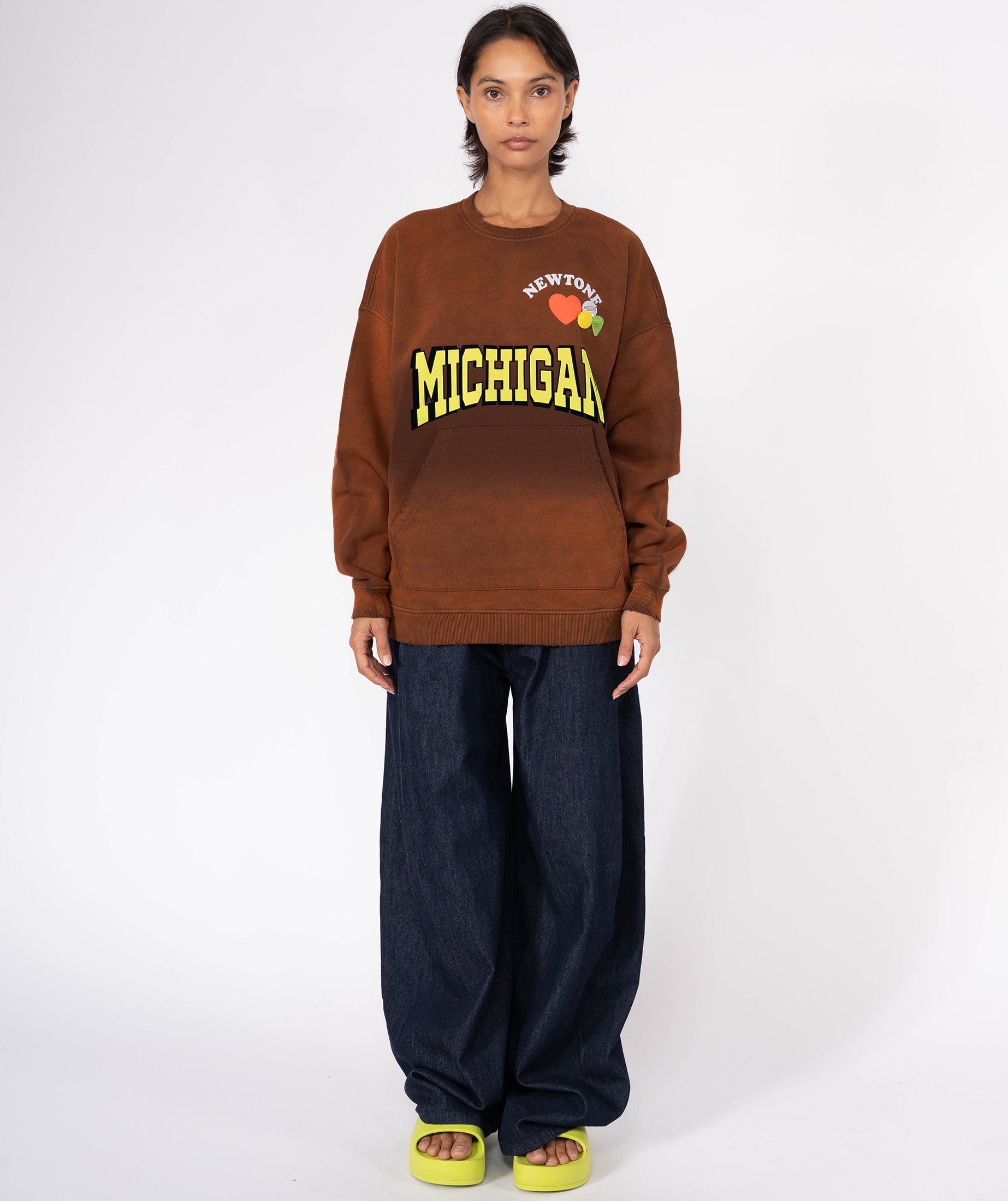 Vintage brown "NWTLOVE" piper sweatshirt