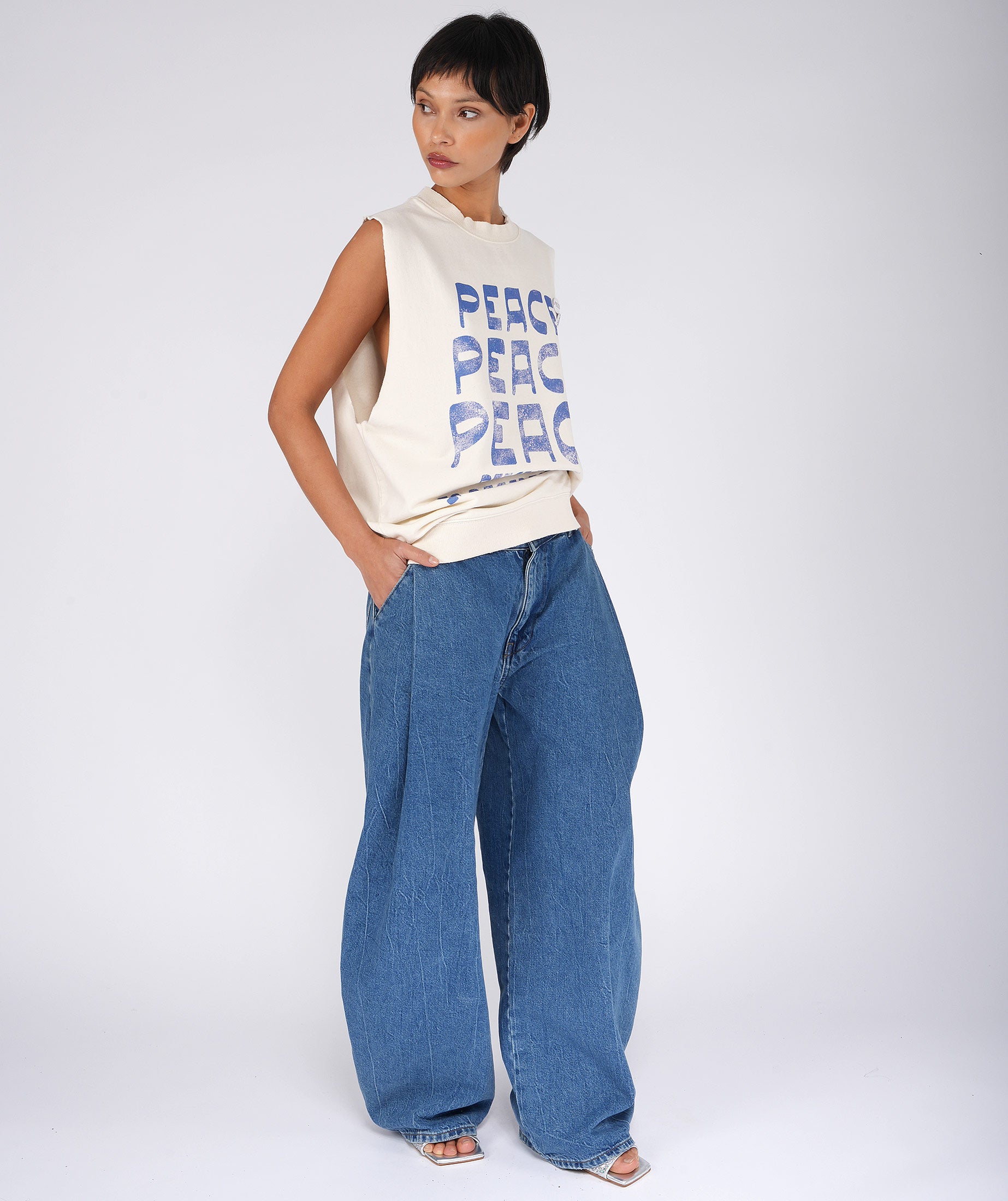 PASADENA" natural bolster sweatshirt