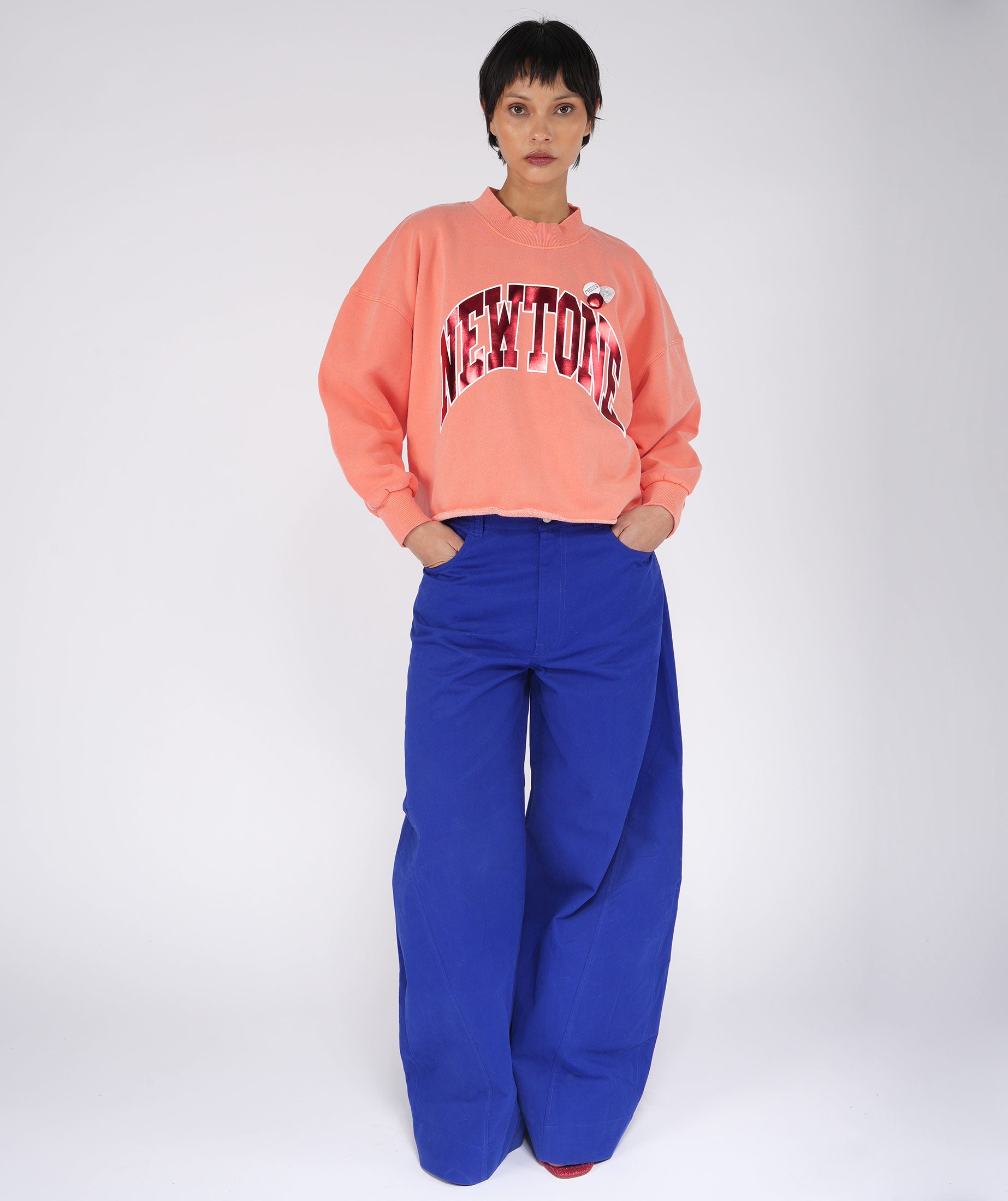 TONE SS25" coral crop sweatshirt