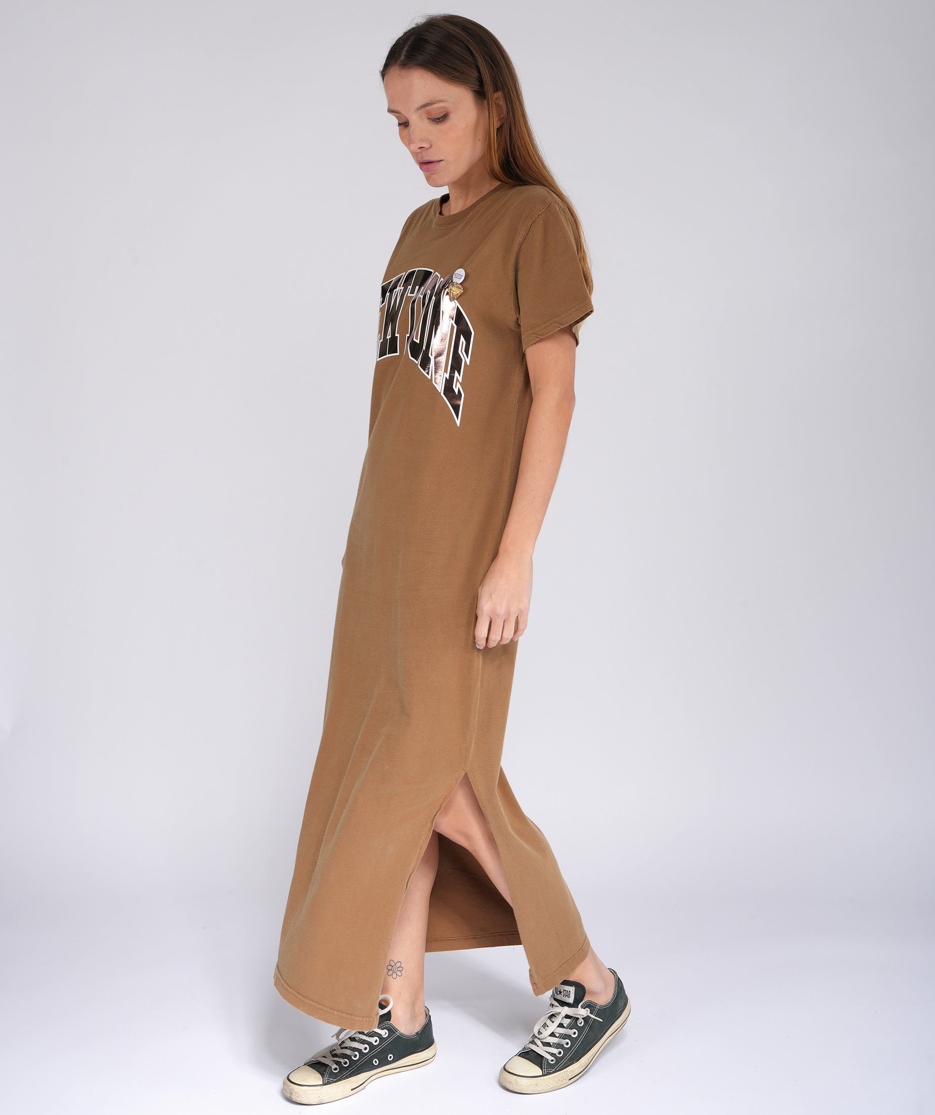 TONE SS25" tan ezer dress