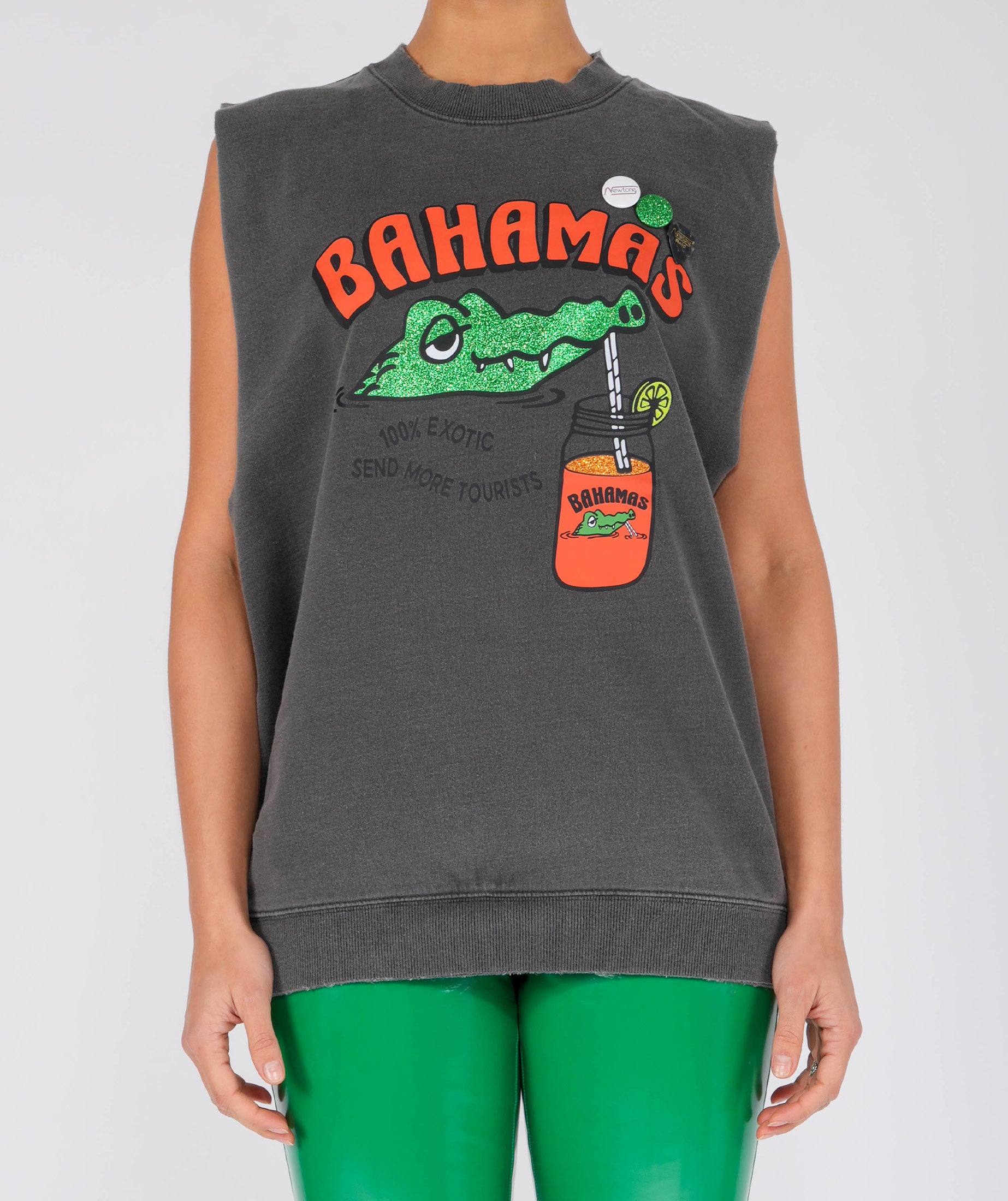 TOURIST" pepper bolster sweatshirt