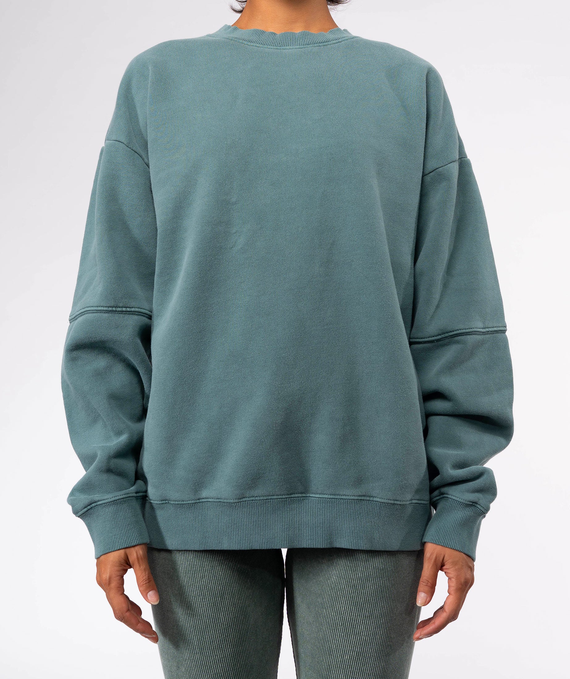 DAILY" roller forest sweatshirt