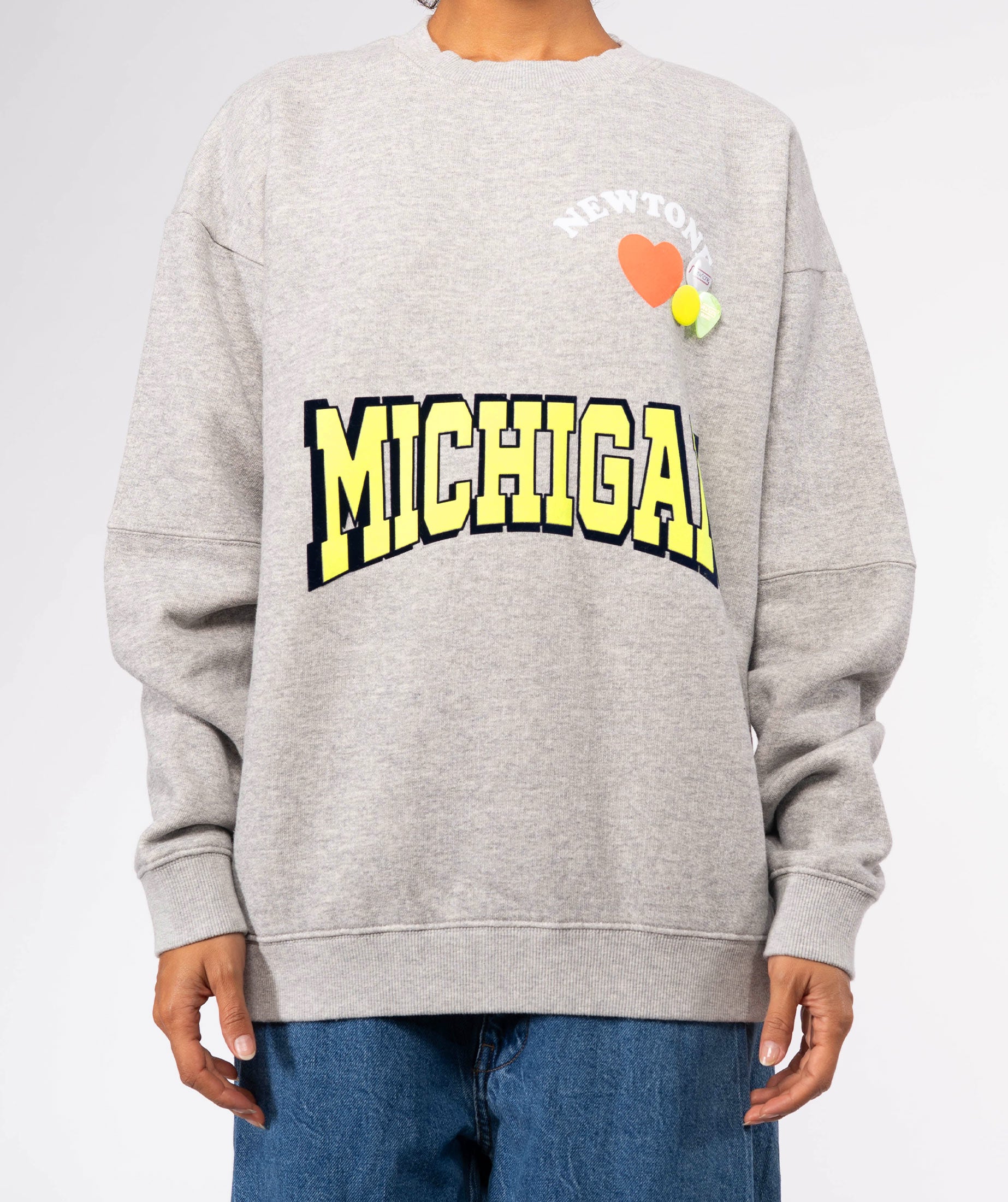 NWTLOVE" roller elephant sweatshirt