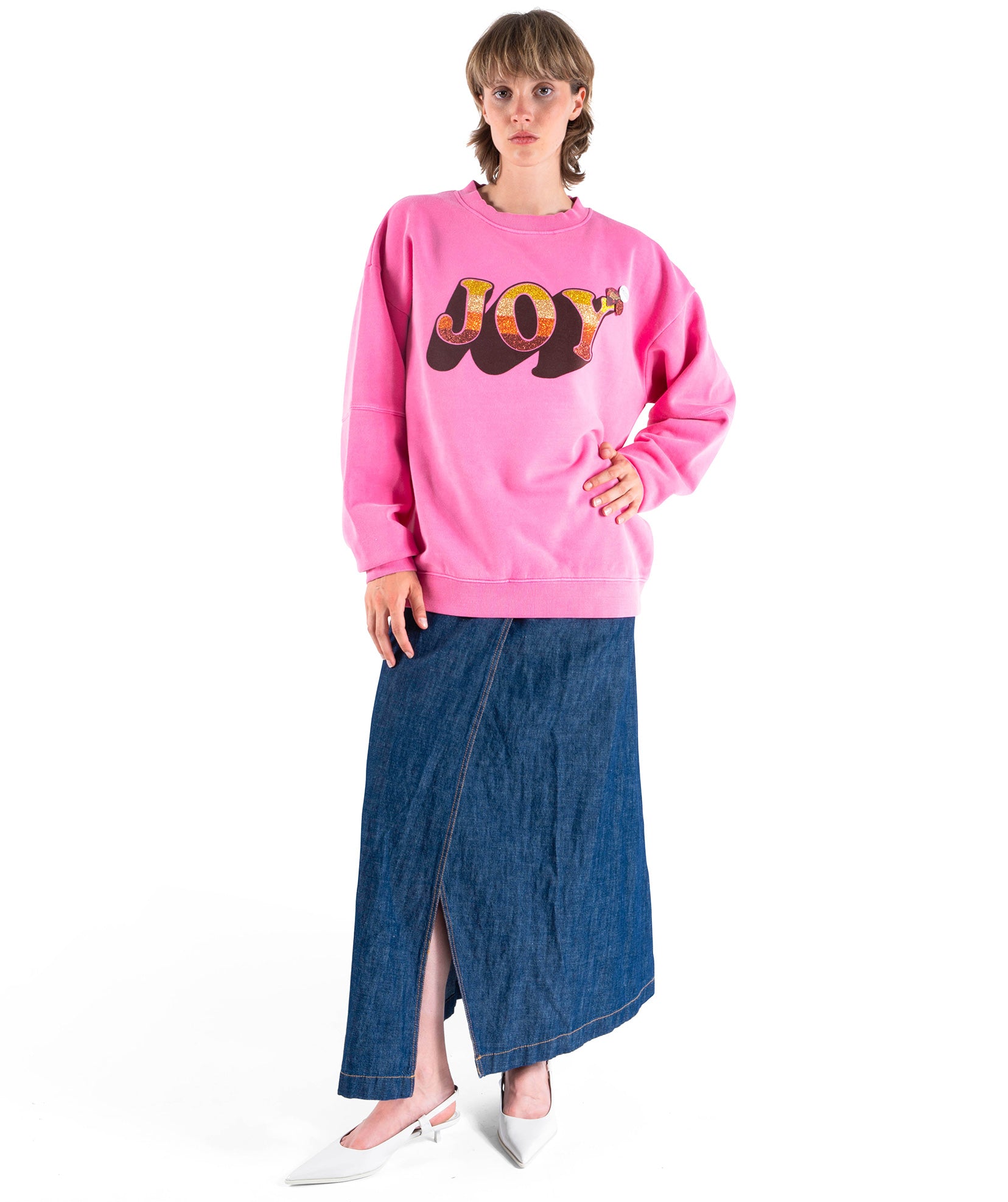 JOY FW24" fuschia rollerblading sweatshirt