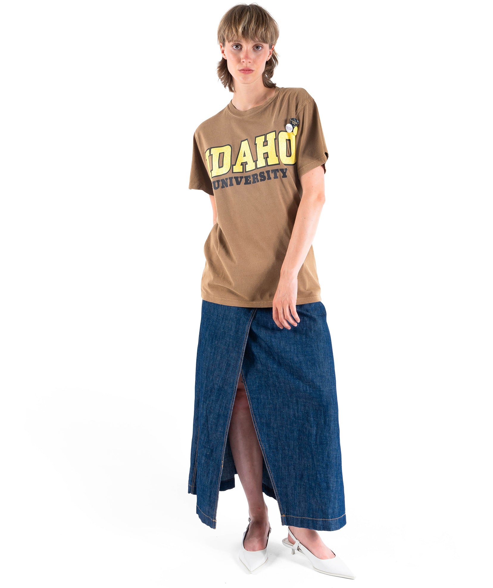 UNIVERSITY" havana trucker tee shirt