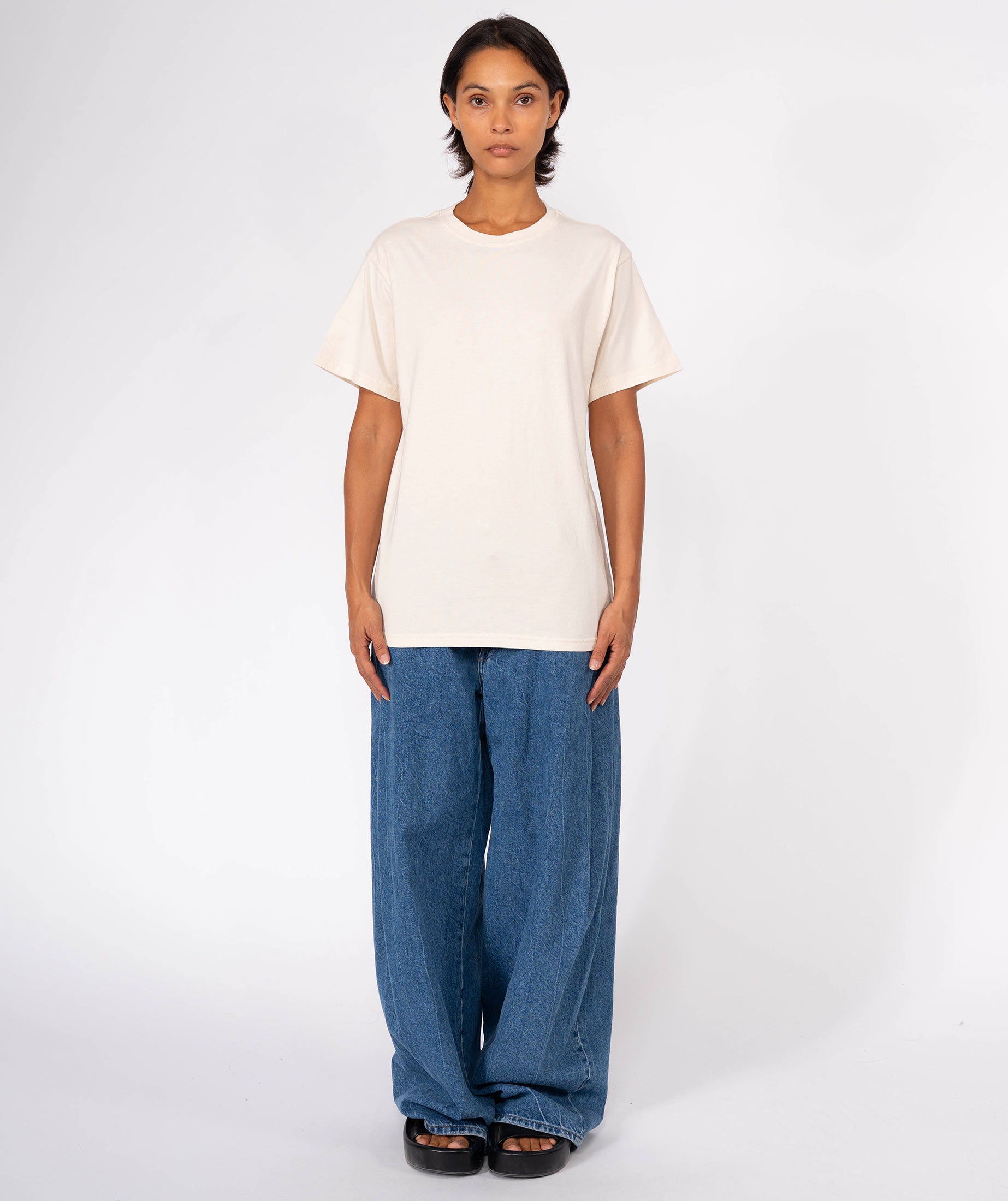 DAILY" natural trucker tee shirt