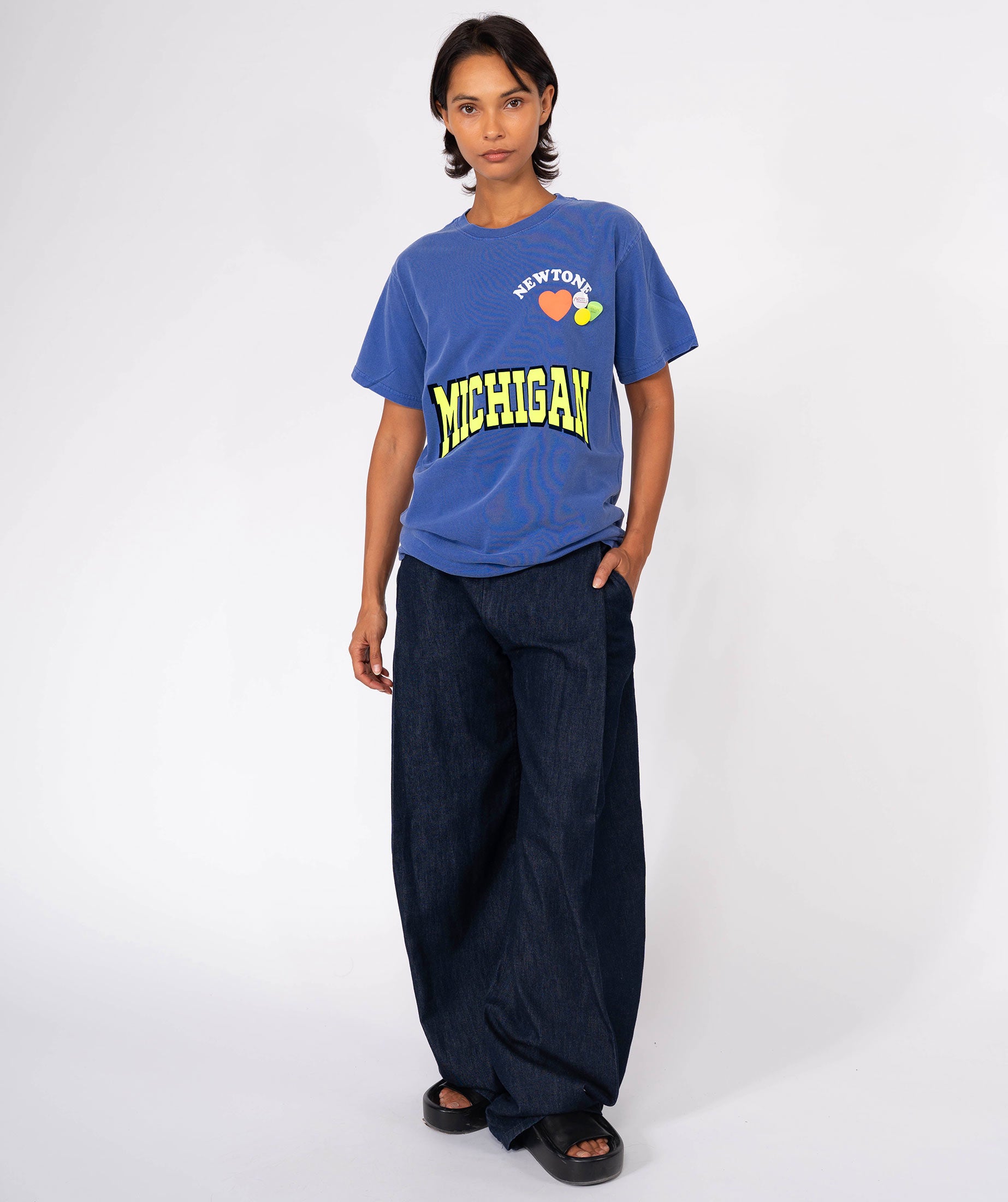 Floblue "NWTLOVE" trucker tee shirt